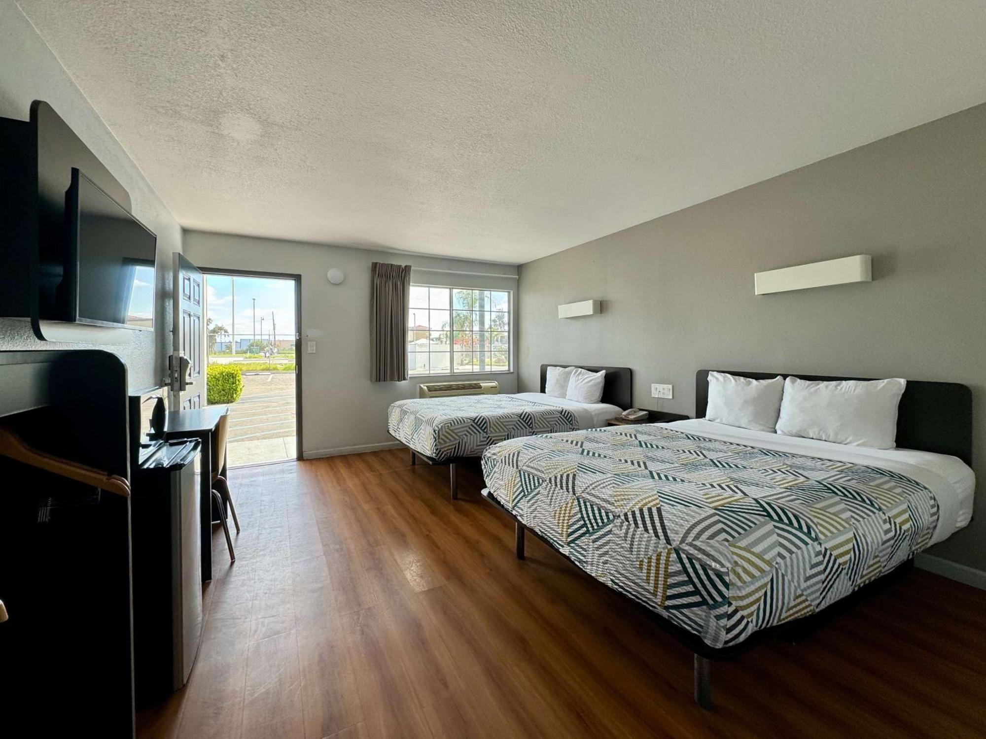 6-delano, Ca 2*